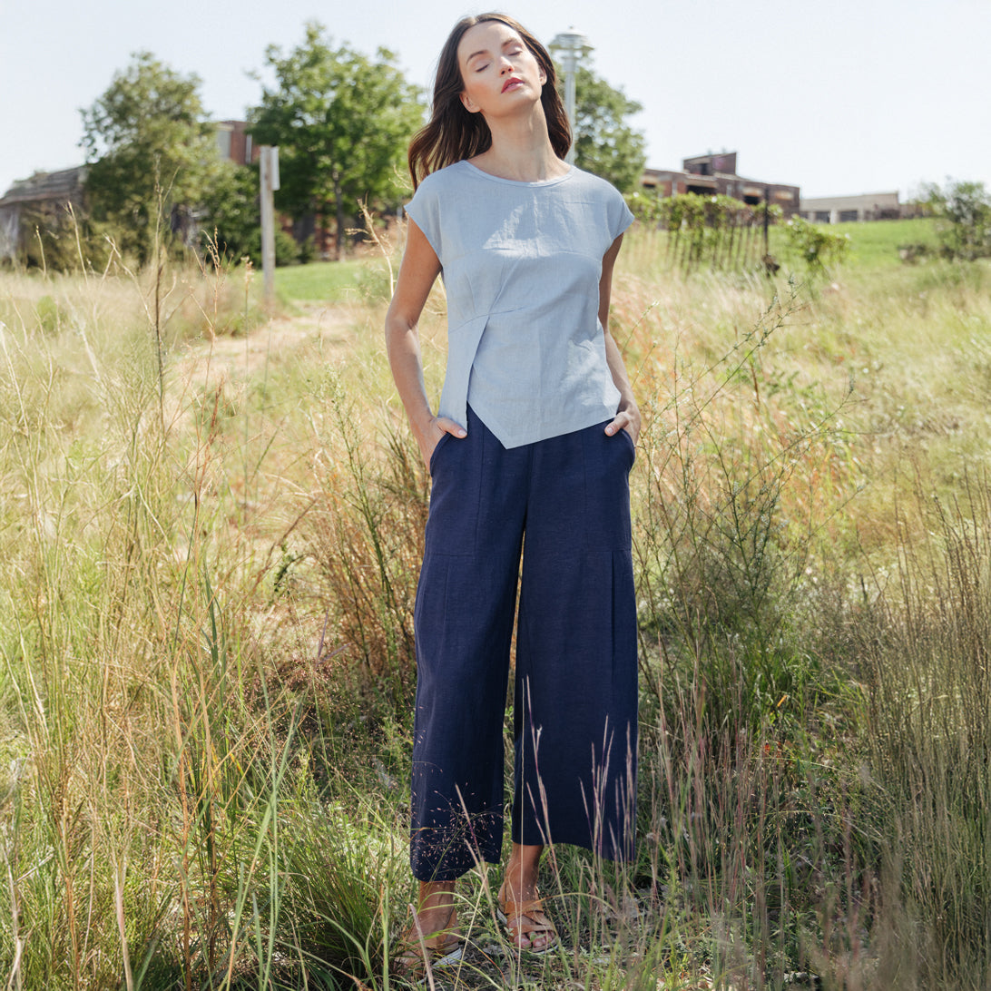 Soft Cotton - Pleated Wide Leg Ankle Pant - Navy - Final Sale | Clara Sunwoo Quality