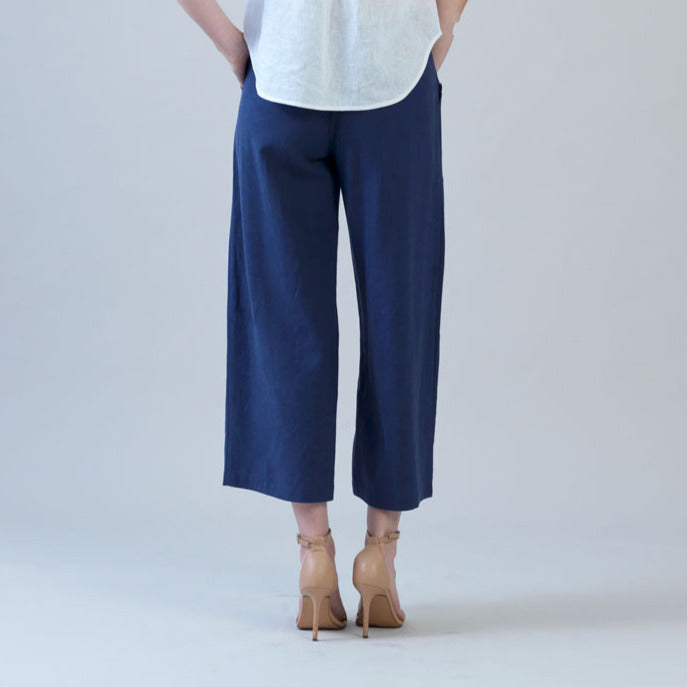 Soft Cotton - Pleated Wide Leg Ankle Pant - Navy - Final Sale | Clara Sunwoo Quality