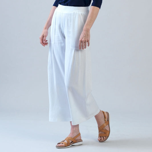 Soft Cotton - Pleated Wide Leg Ankle Pant - White - Final Sale | Clara Sunwoo Everyday