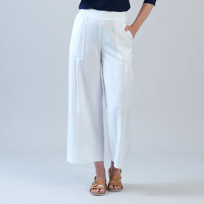 Soft Cotton - Pleated Wide Leg Ankle Pant - White - Final Sale | Clara Sunwoo Everyday