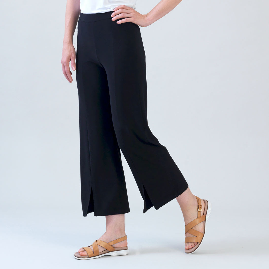 Relaxed Kick Front Slit Ankle Pant - Black | Clara Sunwoo Top Pick
