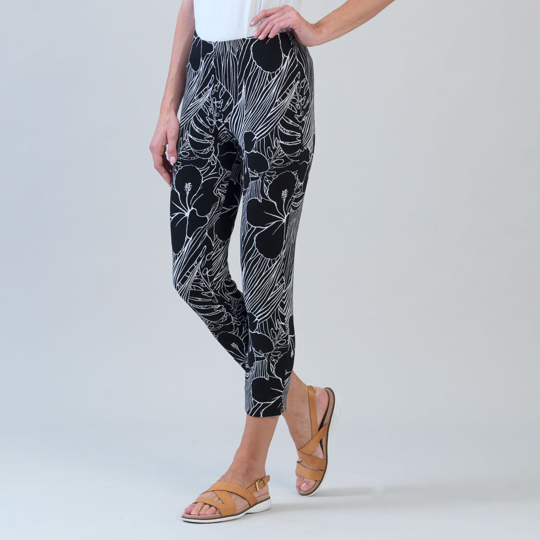Crepe Knit - Signature Pull-On Capri - Orchid Sketch - Final Sale | Clara Sunwoo Top Pick