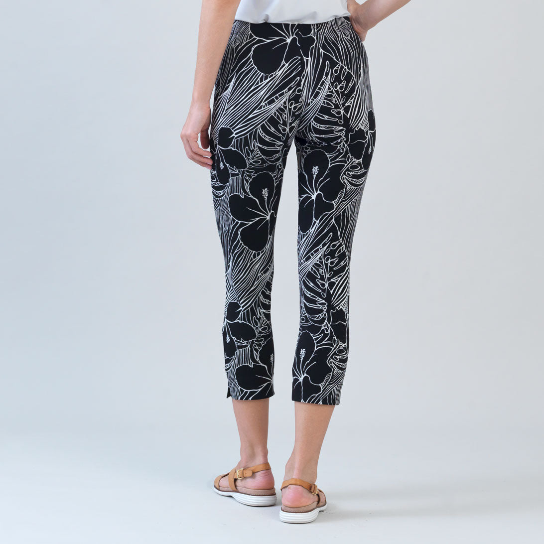 Crepe Knit - Signature Pull-On Capri - Orchid Sketch - Final Sale | Clara Sunwoo Top Pick