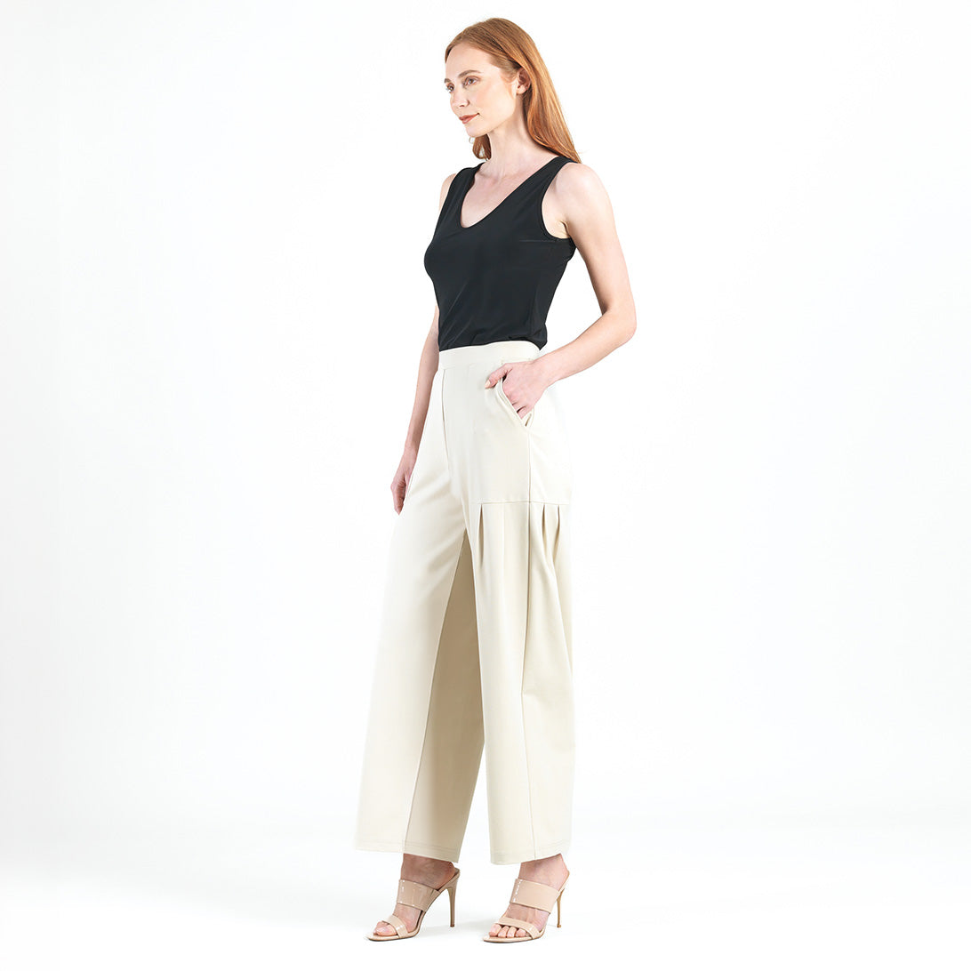 Rayon-Ponte Knit - Pleated Wide Leg Pocket Pant - Khaki | Clara Sunwoo Top Pick