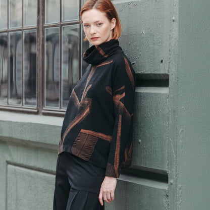 Lightweight Cozy - Tipped Hem Sweater - Linear Geo - Final Sale | Clara Sunwoo Value