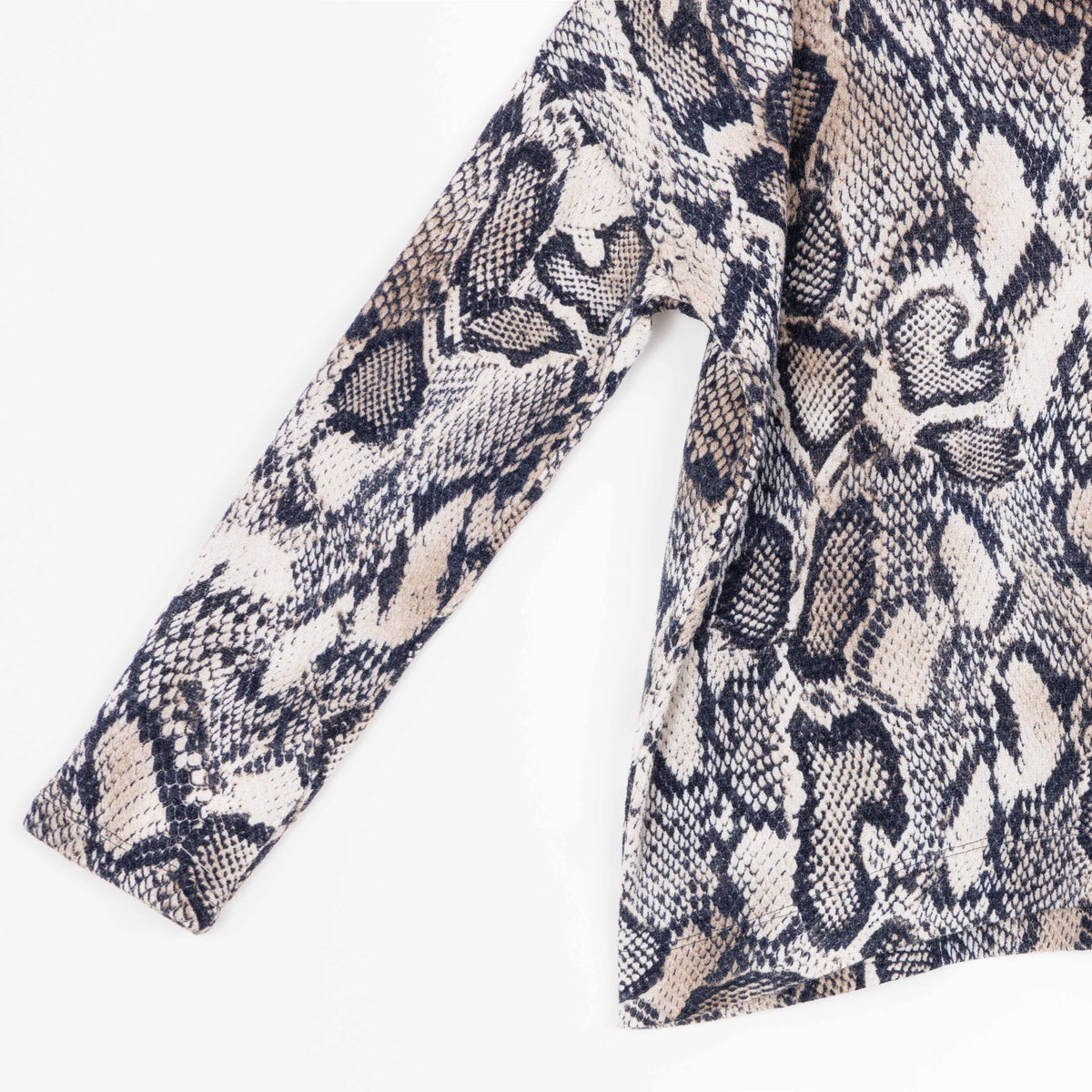 Cozy Texture - Tipped Hem Sweater - Python Scale - Final Sale! | Clara Sunwoo Trending