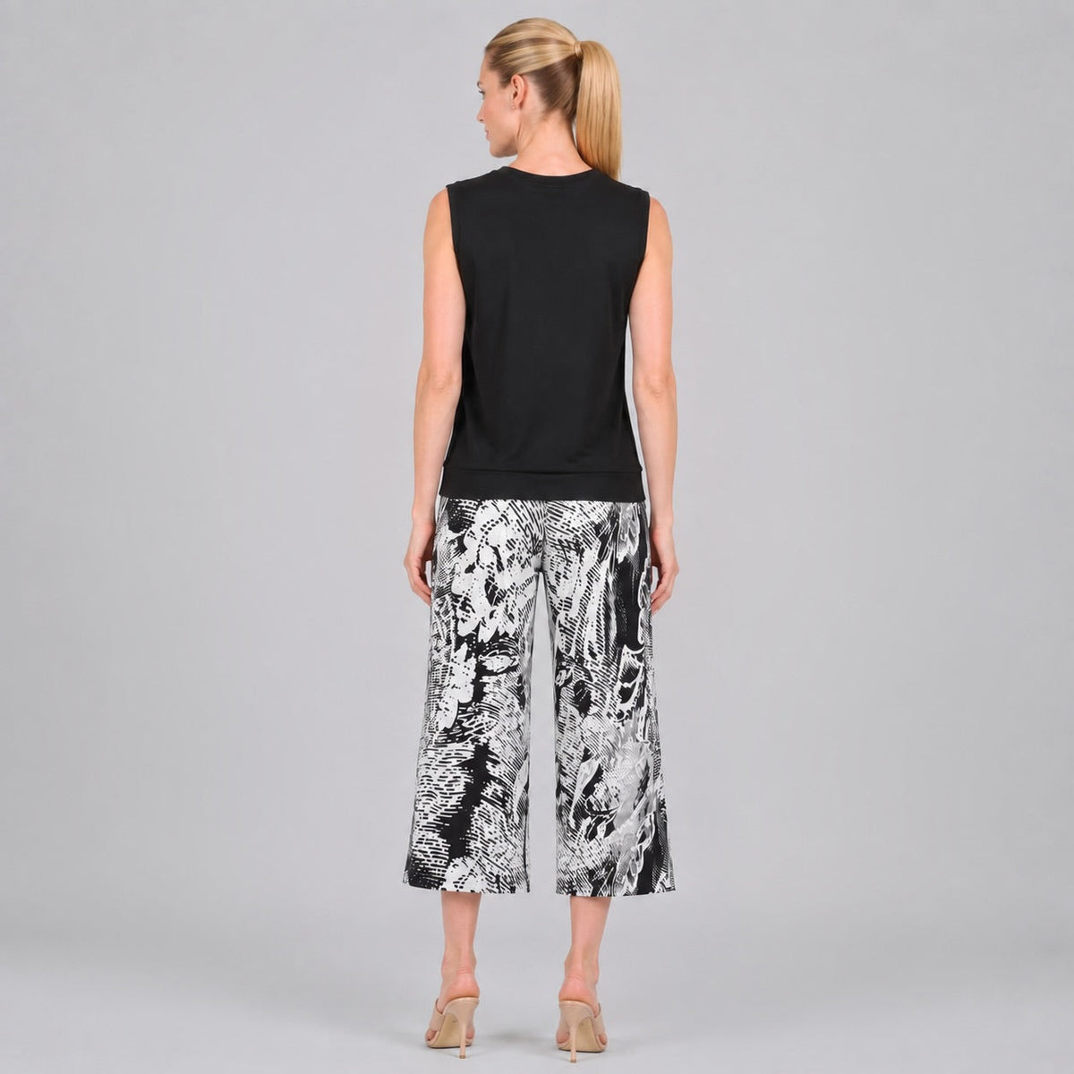 Solid Blouse Tank - Black - Final Sale | Clara Sunwoo Featured