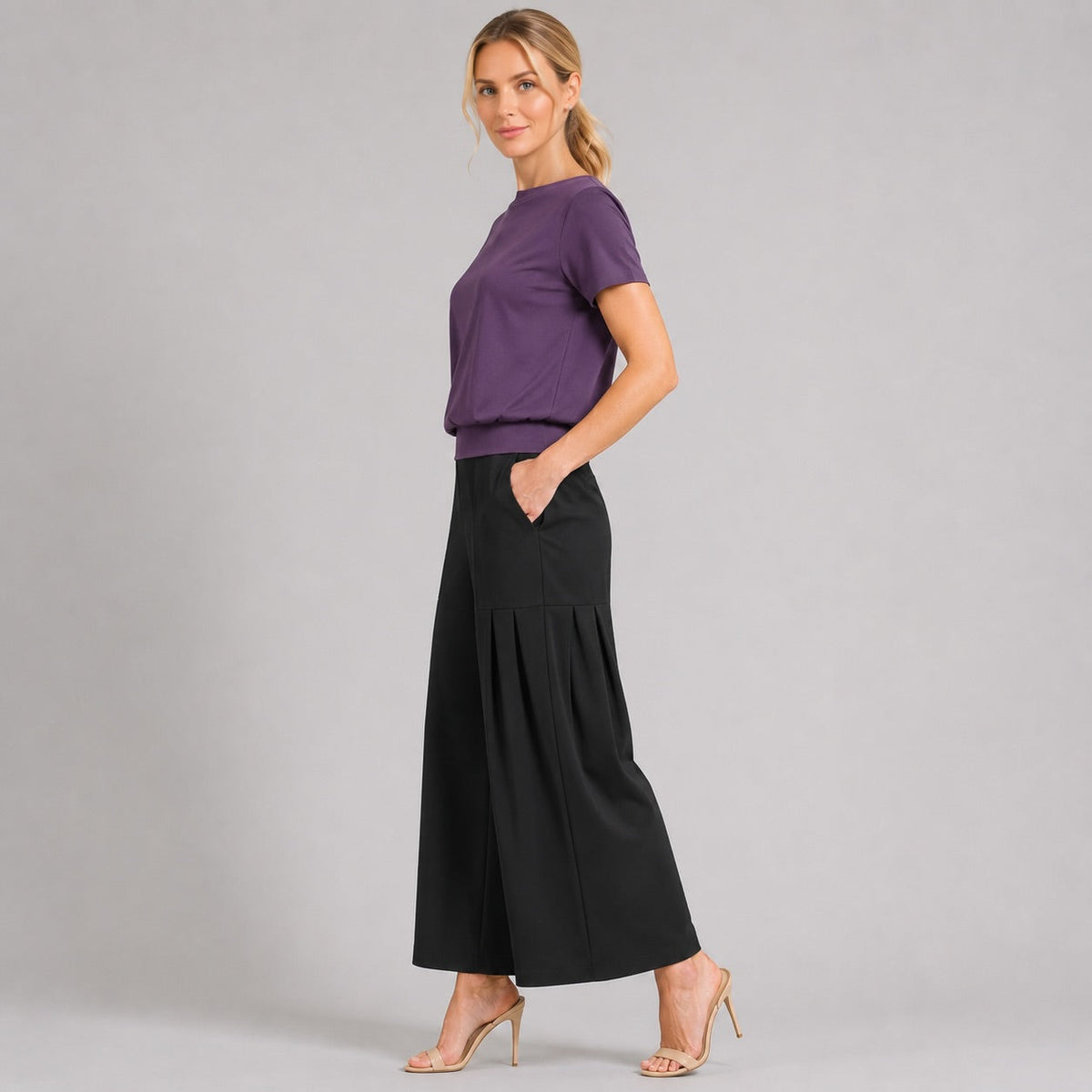 Modal Cotton - V-Back Cut-Out Top - Plum - Final Sale | Clara Sunwoo Everyday