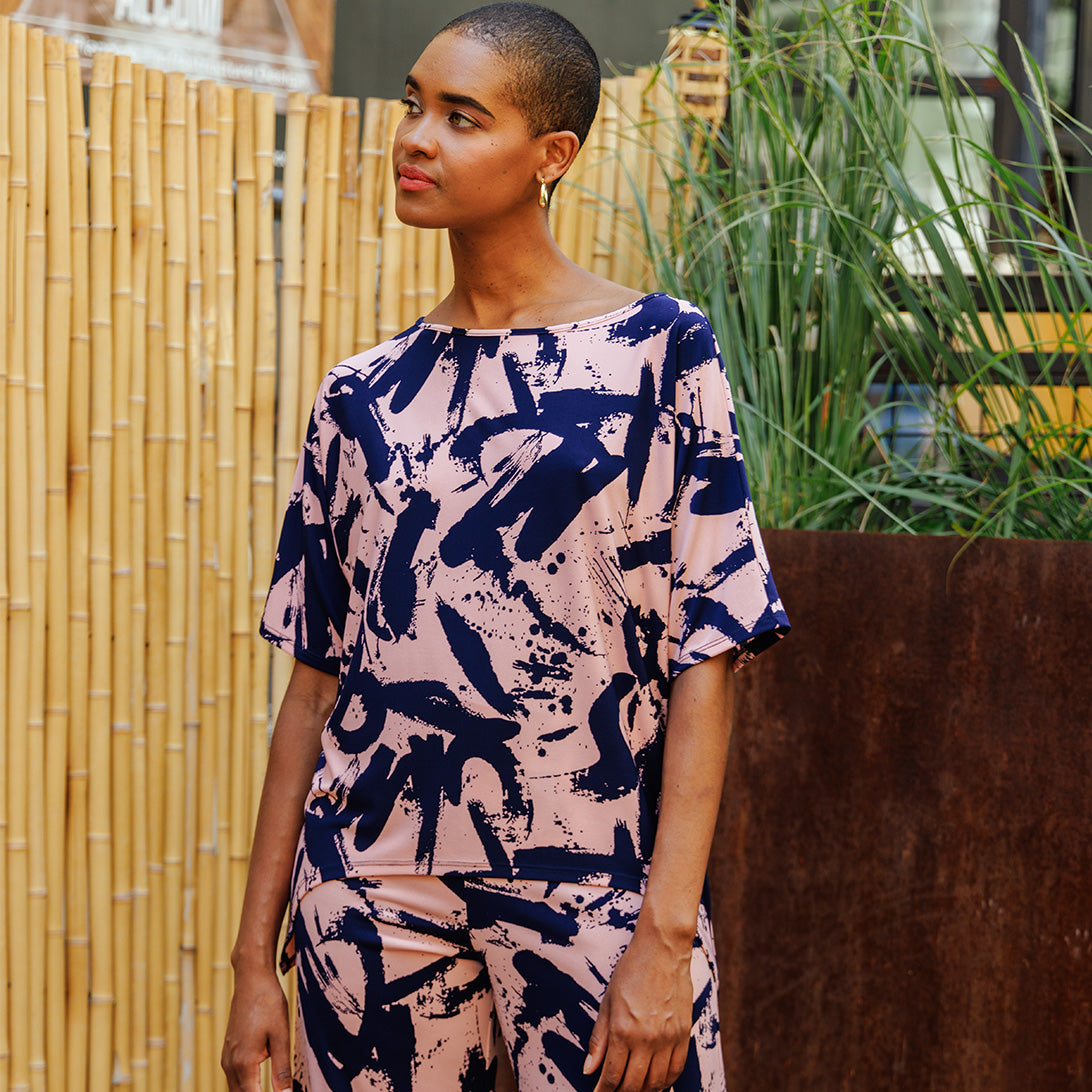 Loose Cut Hi-Low Top - Splash Stroke - Final Sale! | Clara Sunwoo Trending