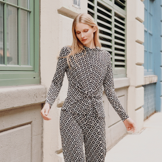 Textured Center Front Tie Top - Chain Link - Final Sale! | Clara Sunwoo Smart Buy