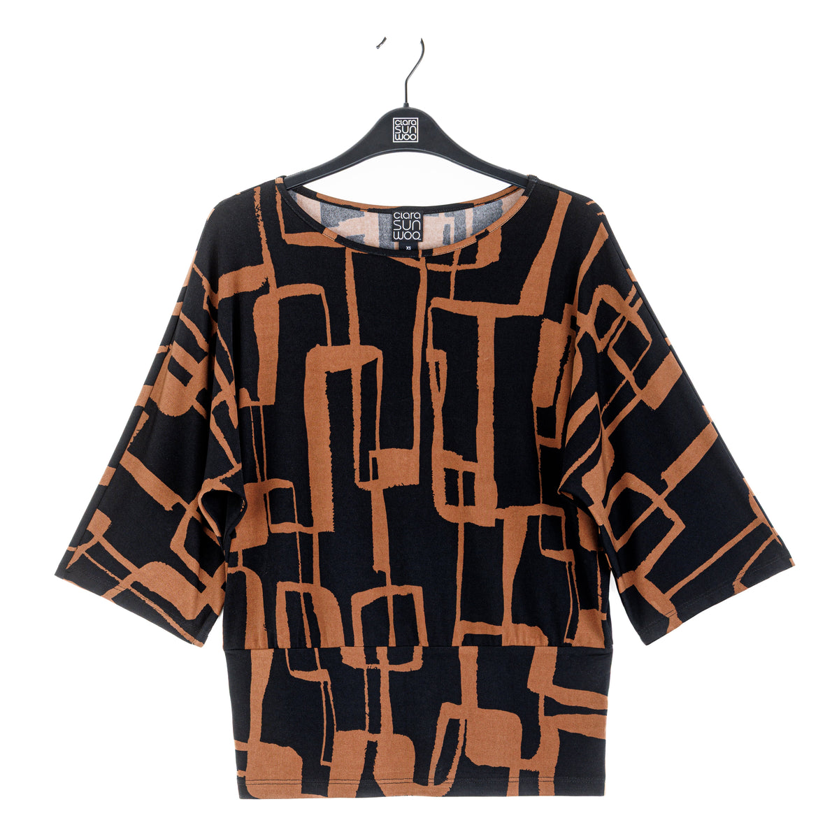 Banded Hem Elbow Sleeve Top - Geo Link | Clara Sunwoo Exclusive